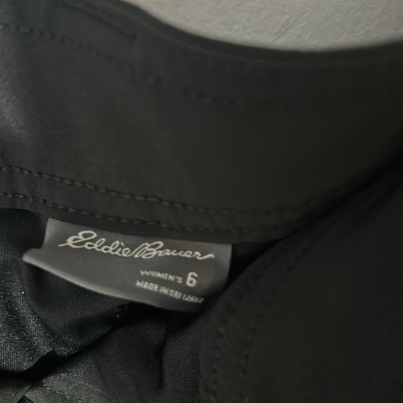 Eddie Bauer Women’s Black Skort 14 - Picture 4 of 4